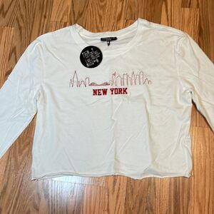 Over-sized New York Cityscape Crop Top, lol no sleeve Tee